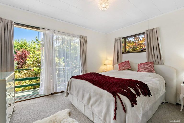 Photo of property in 122 The Circle, Manly, Whangaparaoa, 0930