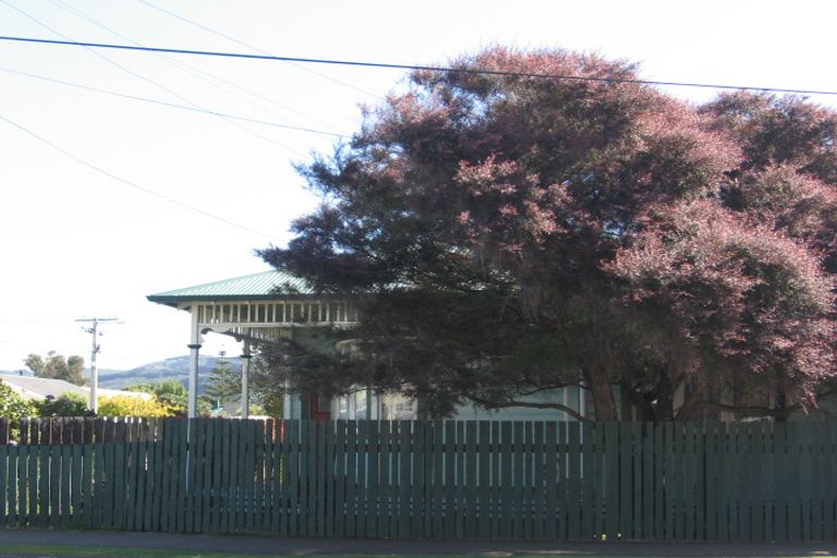 Photo of property in 115 Cuba Street, Petone, Lower Hutt, 5012