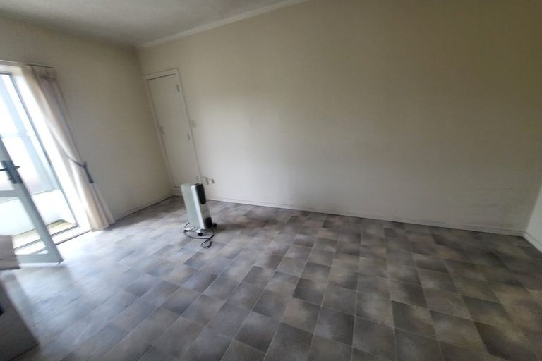 Photo of property in 5 Elizabeth Place, Mairangi Bay, Auckland, 0630