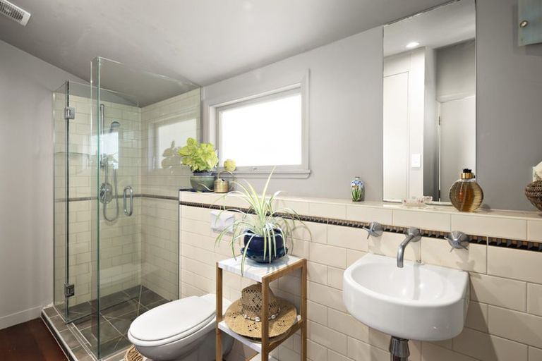 Photo of property in 6 Darwin Street, Karori, Wellington, 6012