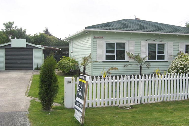 Photo of property in 28 Penfold Square, Leithfield, 7481