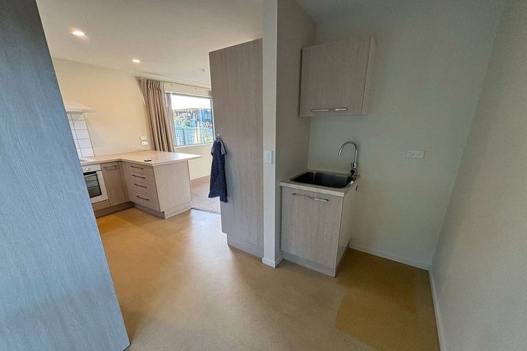 Photo of property in 1/22a Mccormacks Bay Road, Mount Pleasant, Christchurch, 8081