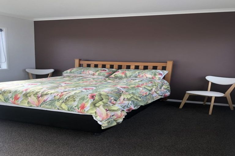 Photo of property in 12/10 Burrows Place, Frankton, Hamilton, 3204