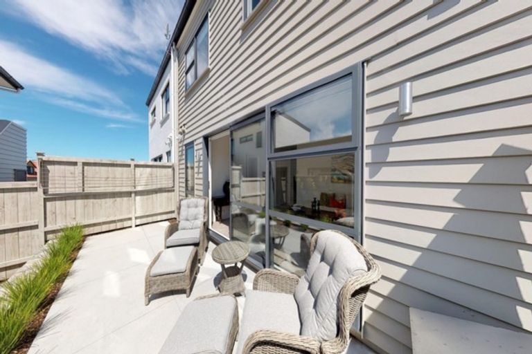 Photo of property in 47 Eugenia Rise, Totara Heights, Auckland, 2105