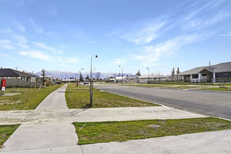 Photo of property in 22 Grandvue Drive, Twizel, 7901