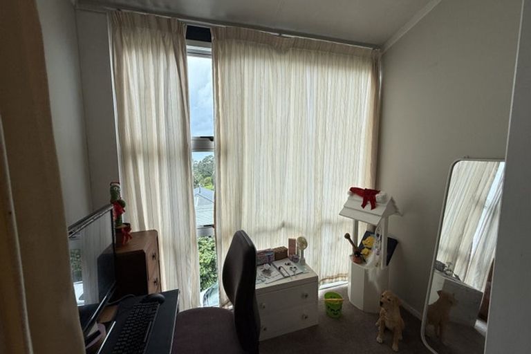 Photo of property in 83 Marellen Drive, Red Beach, 0932