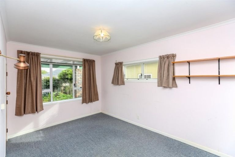 Photo of property in 23 Tokomaru Street, Welbourn, New Plymouth, 4312