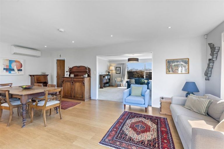 Photo of property in 130 Grahams Road, Burnside, Christchurch, 8053