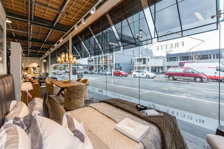 Photo of property in 148 Victoria Street, Cambridge, 3434