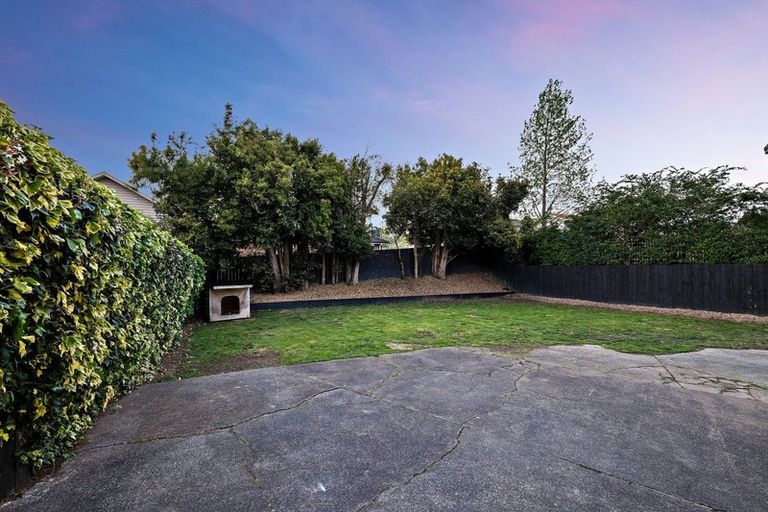 Photo of property in 36 Universal Drive, Henderson, Auckland, 0610