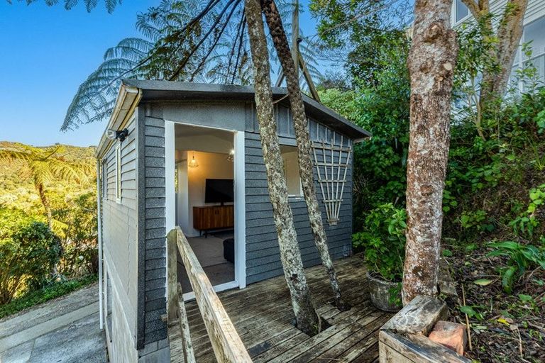 Photo of property in 4 Broomhill Road, Aro Valley, Wellington, 6012