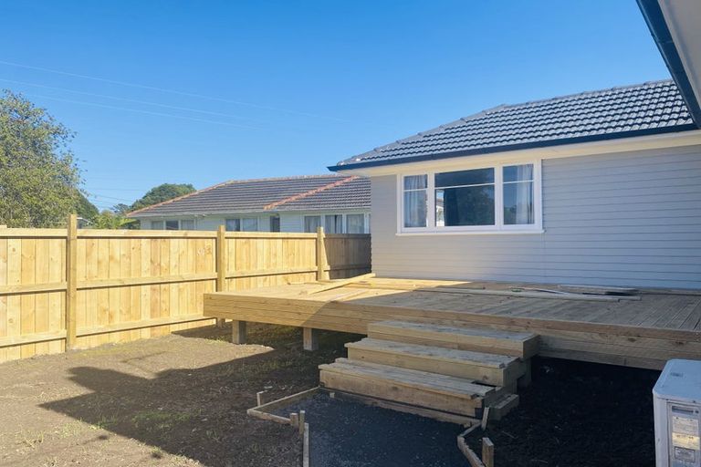 Photo of property in 79 Dale Crescent, Pakuranga, Auckland, 2010