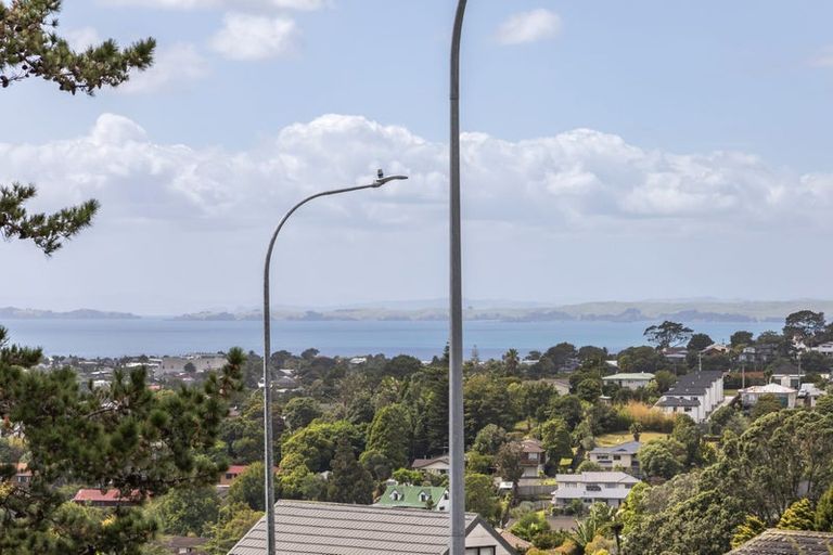 Photo of property in 744 East Coast Road, Pinehill, Auckland, 0630