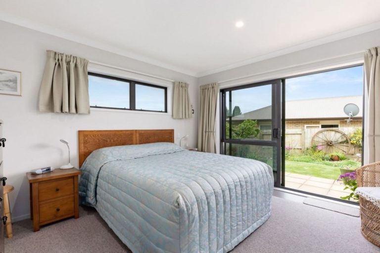 Photo of property in 86a Margaret Drive, Omokoroa, 3114