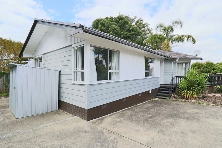 Photo of property in 71 Casuarina Road, Half Moon Bay, Auckland, 2012