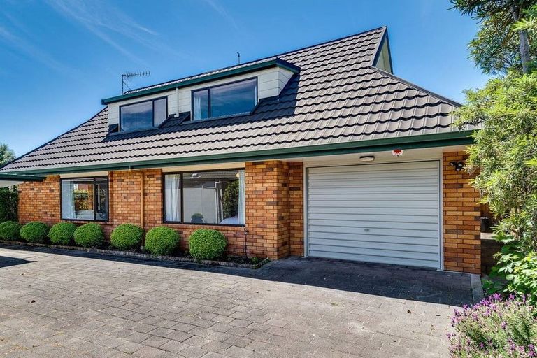 Photo of property in 69a O'dowd Road, Taradale, Napier, 4112