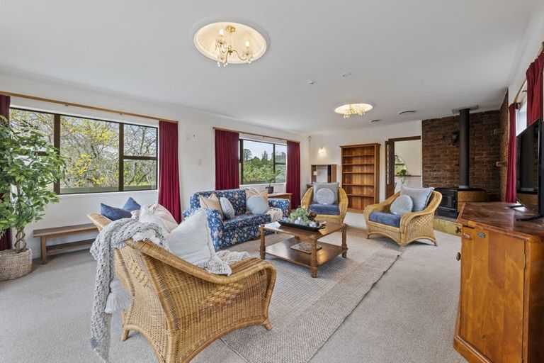 Photo of property in 16 Freeth Drive, Ridgewood, New Plymouth, 4371