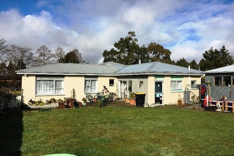 Photo of property in 76 Hastings Street, Ohai, 9635