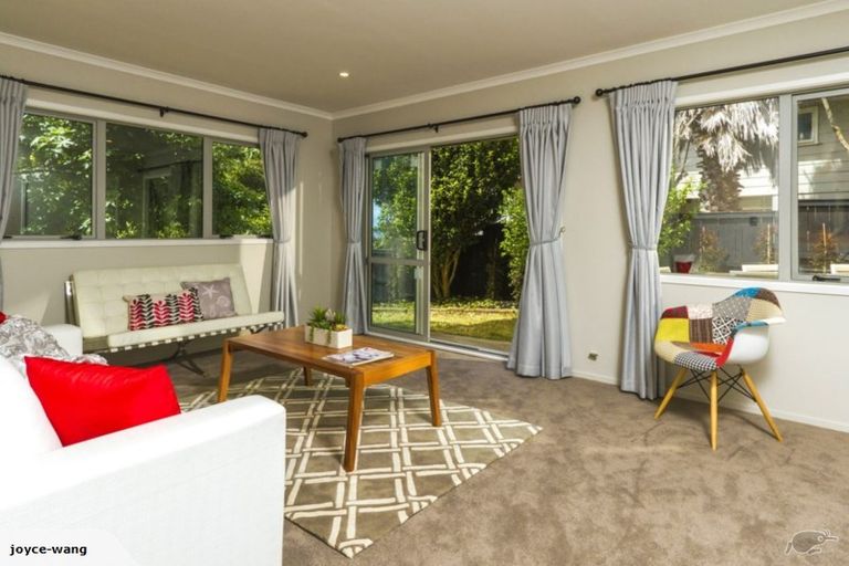 Photo of property in 271 East Coast Road, Mairangi Bay, Auckland, 0630
