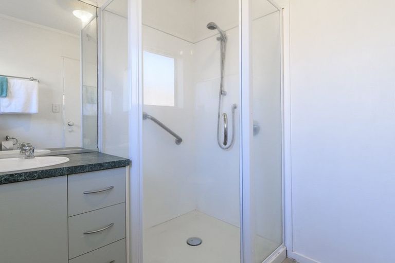 Photo of property in 10 James Henry Avenue, Papamoa Beach, Papamoa, 3118