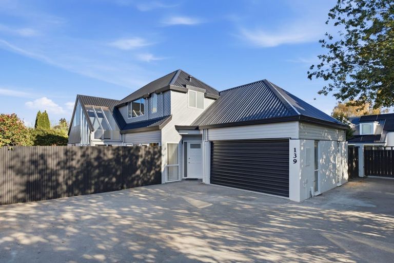 Photo of property in 139 Memorial Avenue, Burnside, Christchurch, 8053