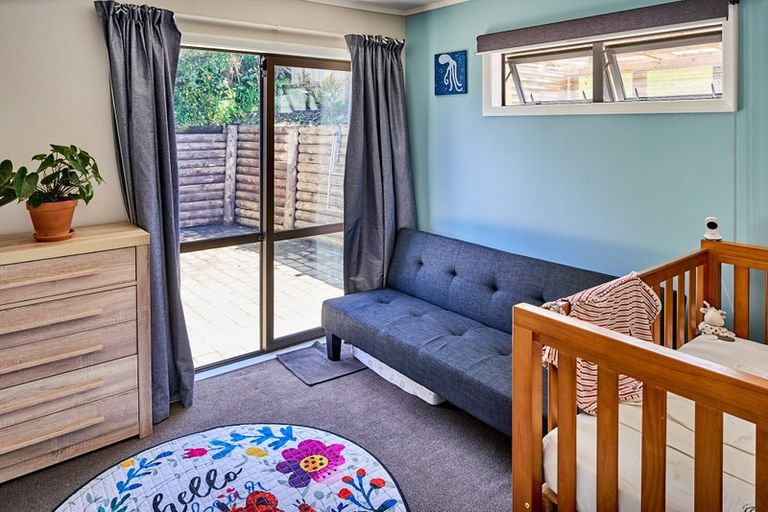 Photo of property in 16 Titiro Moana Road, Korokoro, Lower Hutt, 5012