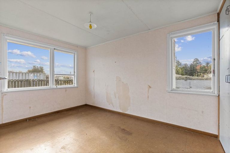 Photo of property in 83 River Road, Masterton, 5810