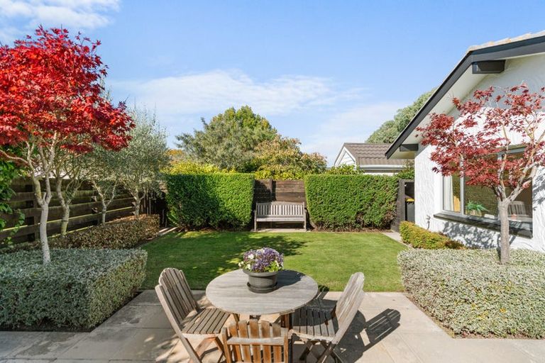 Photo of property in 30 Strathean Avenue, Avonhead, Christchurch, 8042