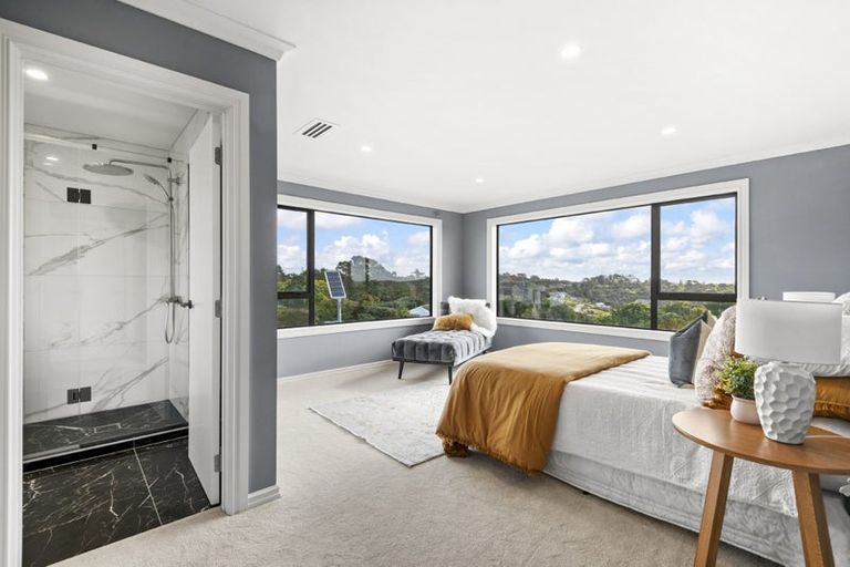 Photo of property in 2 Taku Close, Long Bay, Auckland, 0630