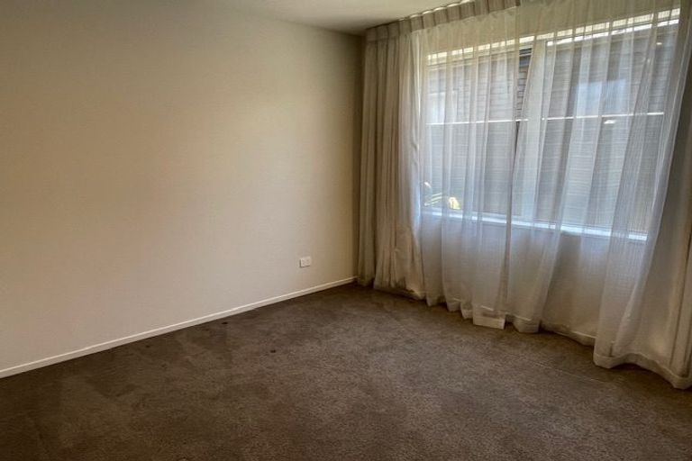 Photo of property in 6 John Raven Lane, Woodend, 7610