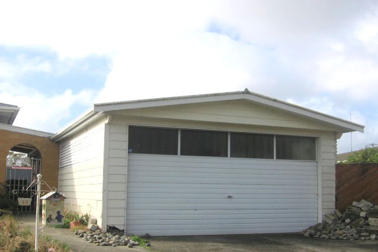 Photo of property in 10 Sutherland Crescent, Westbrook, Palmerston North, 4412