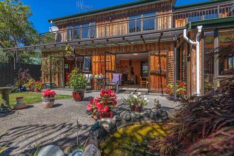 Photo of property in 138 Atawhai Road, Fitzherbert, Palmerston North, 4410