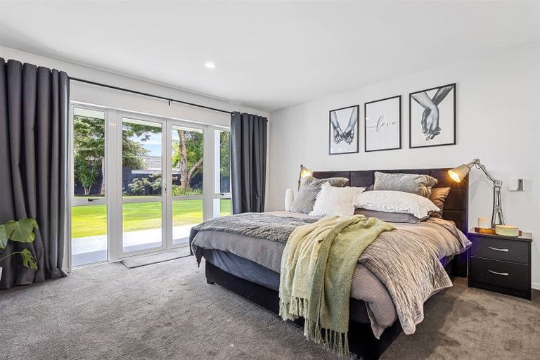 Photo of property in 52 Regent's Park Drive, Casebrook, Christchurch, 8051