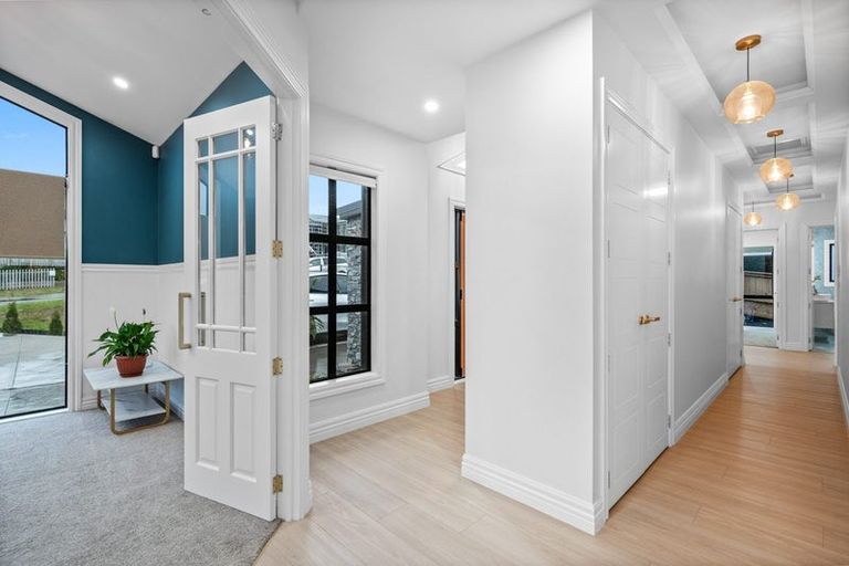 Photo of property in 9 Fisk Road, Pukekohe, 2120