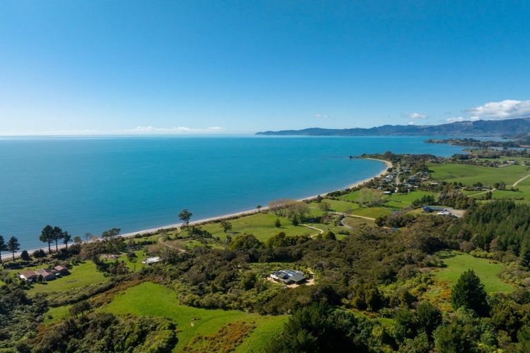 Photo of property in 335 Patons Rock Road, Puramahoi, Takaka, 7182
