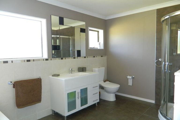 Photo of property in 8 Kendall Road, Kerikeri, 0230