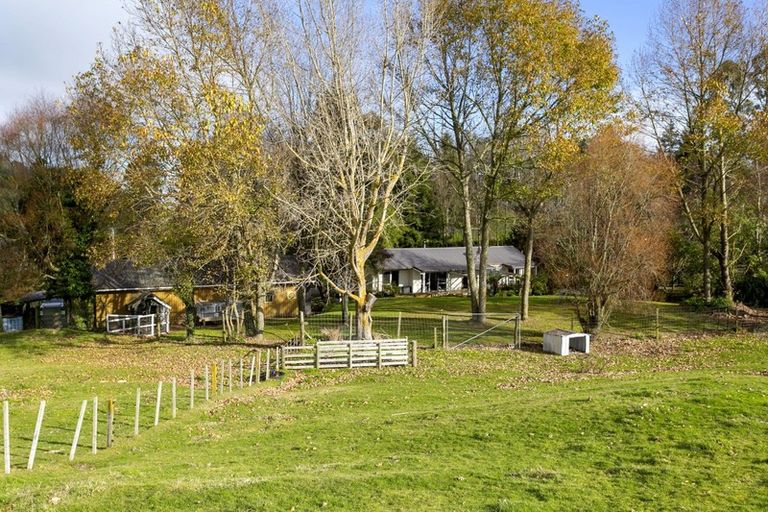 Photo of property in 1082 Mapara Road, Kinloch, Taupo, 3385