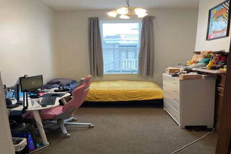 Photo of property in 244 The Terrace, Wellington Central, Wellington, 6011