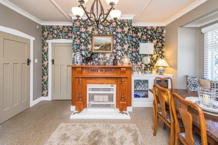 Photo of property in 33 Grey Street, College Estate, Whanganui, 4500