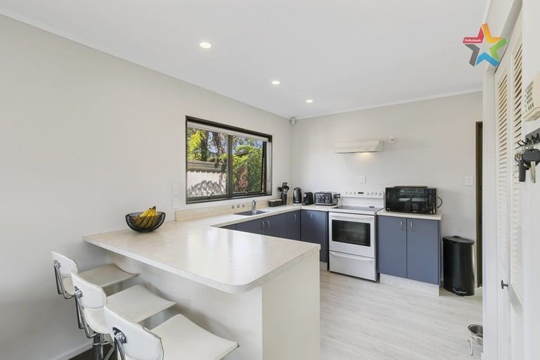 Photo of property in 136 Holborn Drive, Stokes Valley, Lower Hutt, 5019