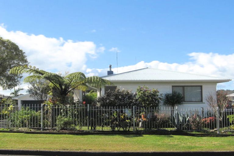 Photo of property in 25 Hinau Street, Tikipunga, Whangarei, 0112