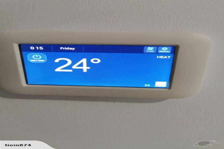 Photo of property in 18 Boston Parade, Kelvin Grove, Palmerston North, 4414