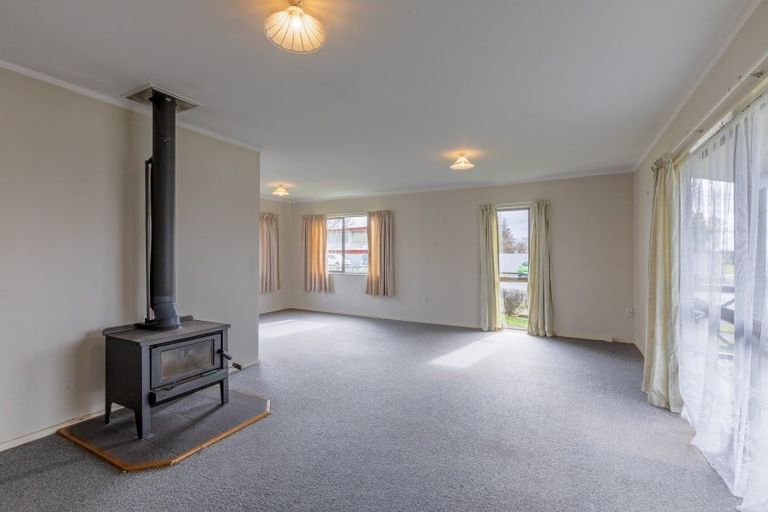 Photo of property in 14 Svenson Road, Waipukurau, 4200