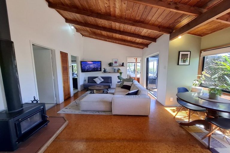 Photo of property in 1/27 Rosier Road, Glen Eden, Auckland, 0602