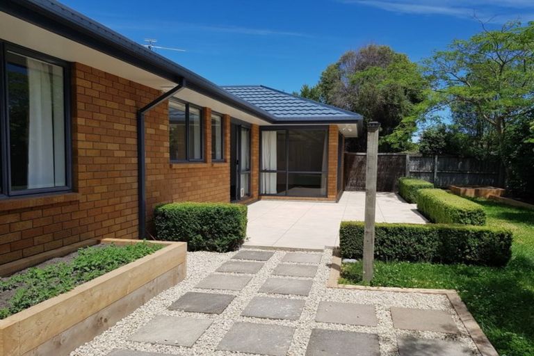 Photo of property in 2/90a Richardson Terrace, Woolston, Christchurch, 8023