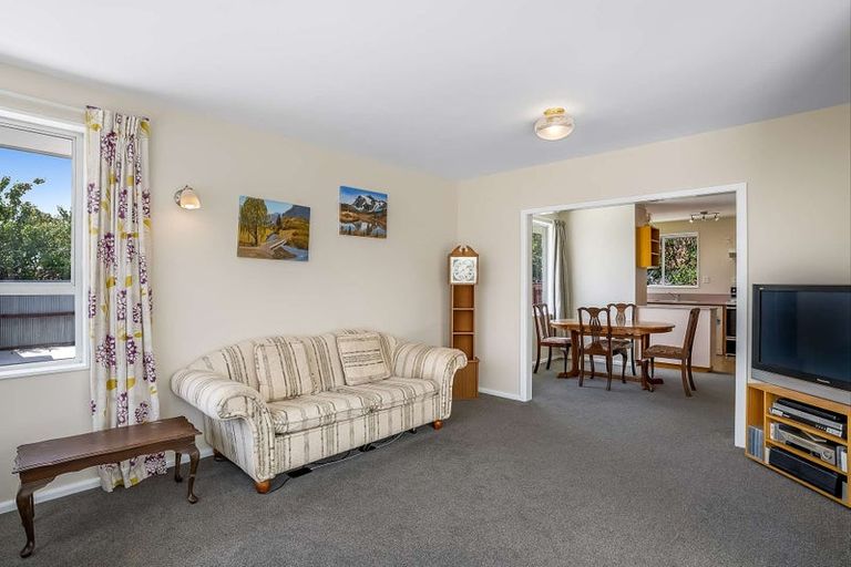 Photo of property in 76 Bush Street, Rangiora, 7400