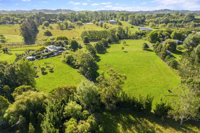 Photo of property in 10 Dairy Stream Road, Dairy Flat, Albany, 0794