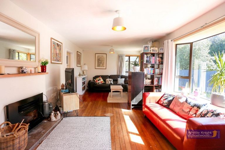 Photo of property in 1/365 Avonhead Road, Avonhead, Christchurch, 8042