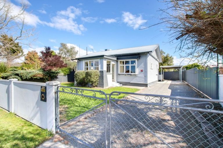 Photo of property in 205 Wolseley Street, Mayfair, Hastings, 4122