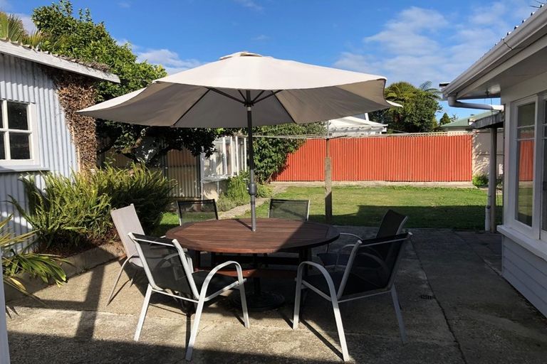 Photo of property in 12 Pitt Street, Maitai, Nelson, 7010